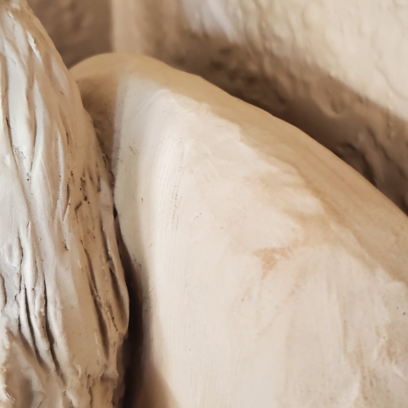 Vintage Austin Sculpture 'Tales and Tails' - Picture 6 of 16